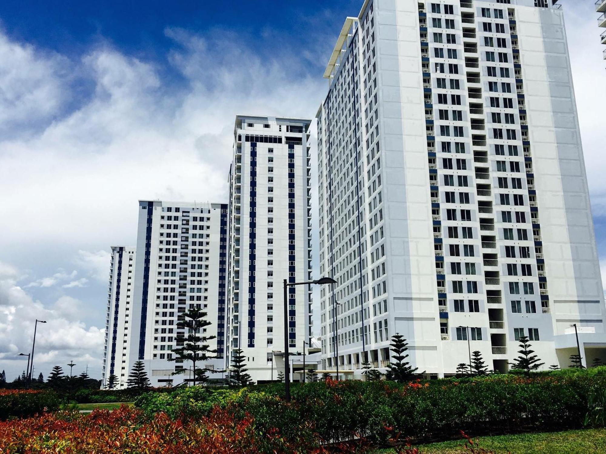 Ron'S Condo Overlooking The Lake Tagaytay City Bagian luar foto